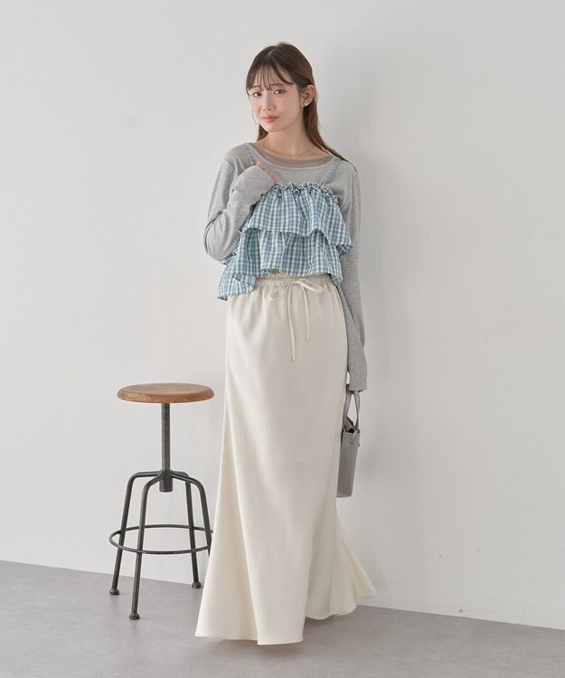 earth music&ecology サテンフリルマーメイドスカート Ecru