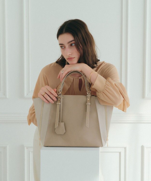 YECCA VECCA 【A4対応】2way配色ZIPデザインバッグ Beige