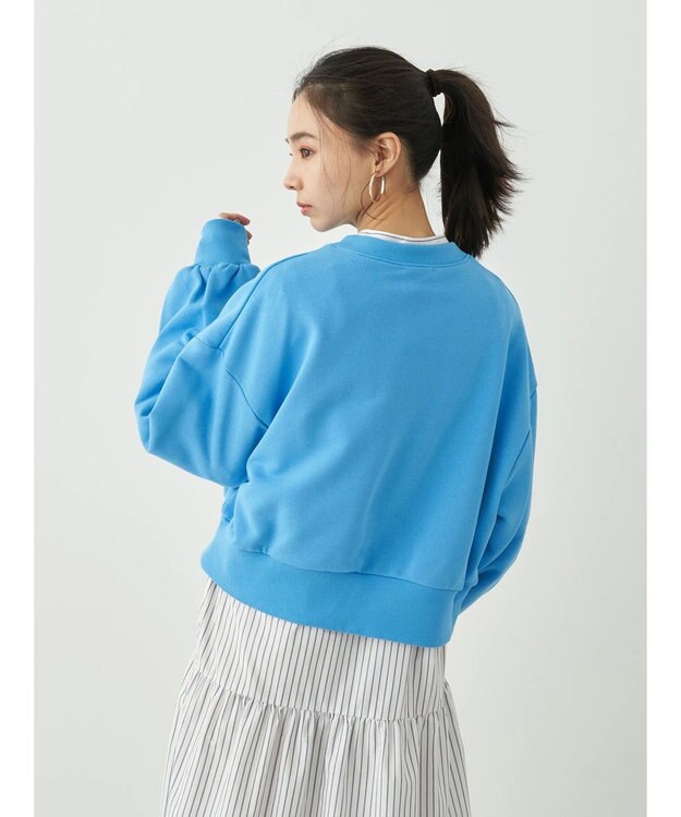 earth music&ecology クルーネック袖シャーリングスウェット Light Blue