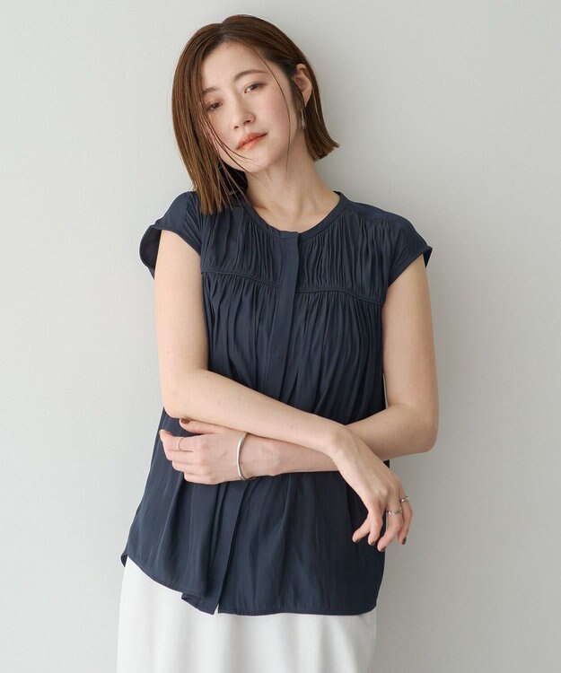 YECCA VECCA <<接触冷感>>フレンチスリーブギャザーブラウス Navy