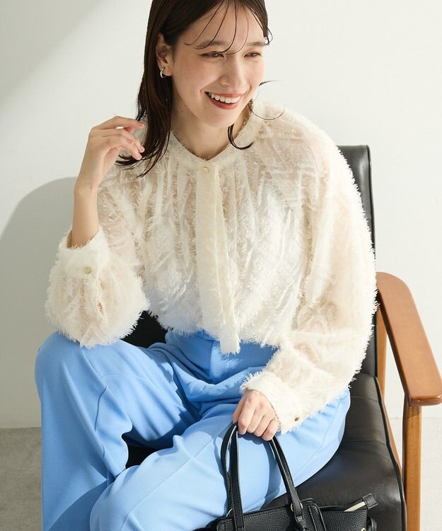 Green Parks Ｏ．フサフサ２ｗａｙボウタイブラウス Off White