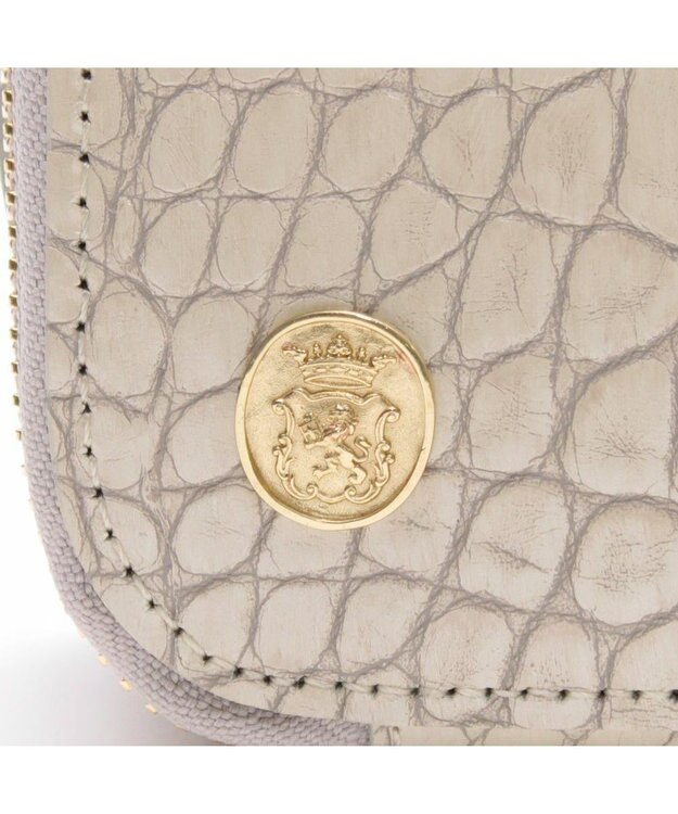 A.D.M.J. 【牛革】クロコ型押しスクエアショルダー ホワイトパーライズ