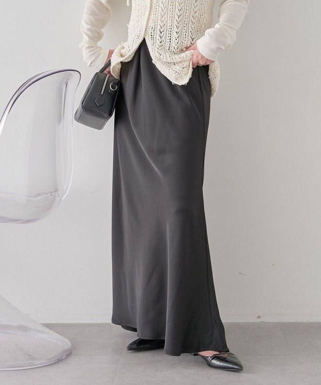 earth music&ecology サテンフリルマーメイドスカート Black