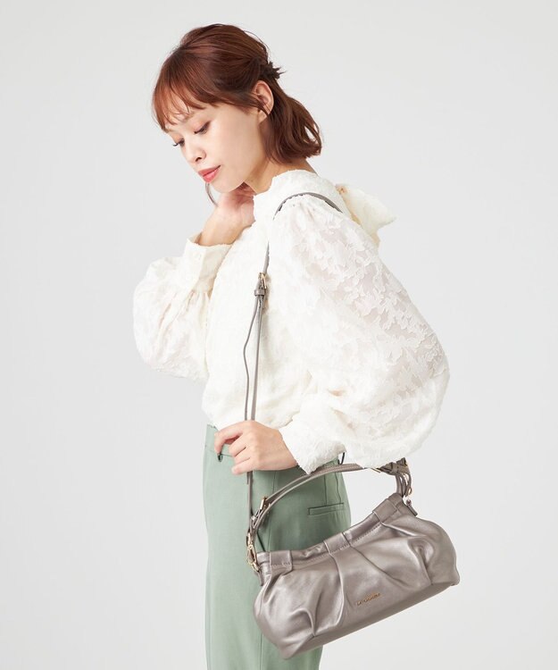 LA BAGAGERIE シープレザー　ギャザーミニバッグ ガンメタリック