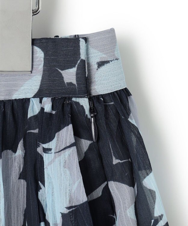 23区 【洗える】Ratti シャドーフラワープリント スカート ネイビープリント