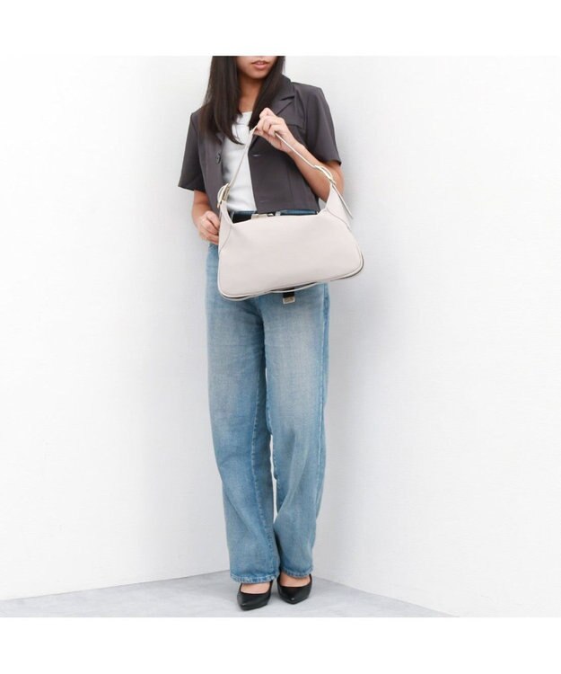 UNBILLION 【テレビ ドラマ着用アイテム】カシュカシュ cachecache / ダブルバックルベルトショルダー ライトグレー