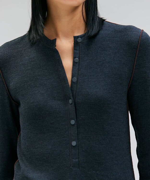 BEIGE， 【洗える・GISELe 10月号掲載】FORD / ウール配色メローヘンリーネックカットソー Charcoal