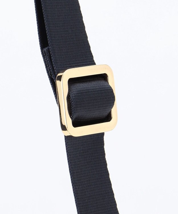 LA BAGAGERIE 【LA BAGAGERIE×HELLO KITTY】リボンチャーム付き　スクエアポシェット ネイビー