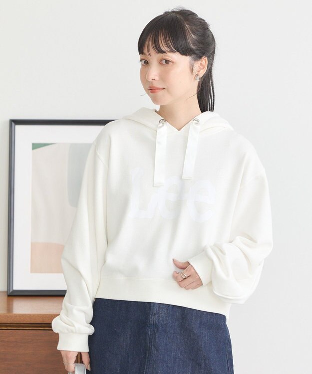 earth music&ecology Ｌｅｅ×ｅ．ｍ．ａ．ｅショート丈パーカー White