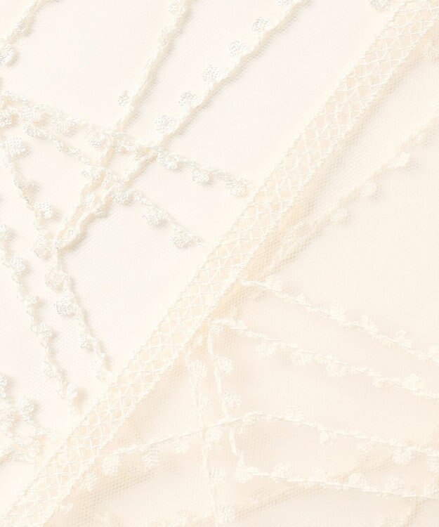 23区 【先行予約】刺繍レース キャミソール アイボリー系