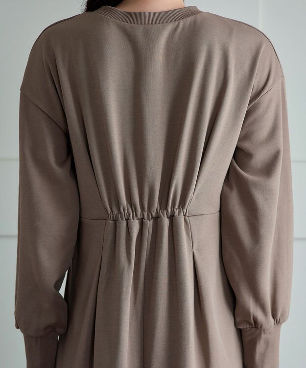 Tiaclasse L 【吸水発熱 / 静電気防止】ポンチタックワンピース モカ