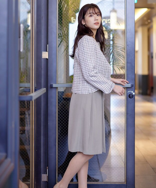 Tiaclasse 【ダブルストレッチ・洗える】ベルト付きタックスカート グレー