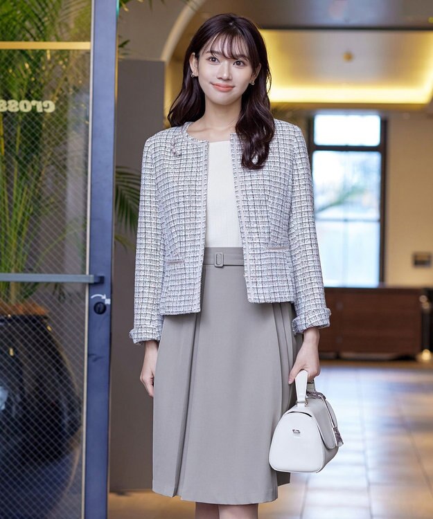 Tiaclasse 【ダブルストレッチ・洗える】ベルト付きタックスカート グレー