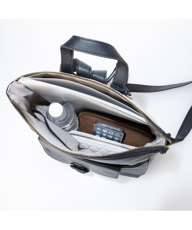 UNBILLION アトランタ ATLANTA / やぎ革軽量ボックス型リュック ブラック