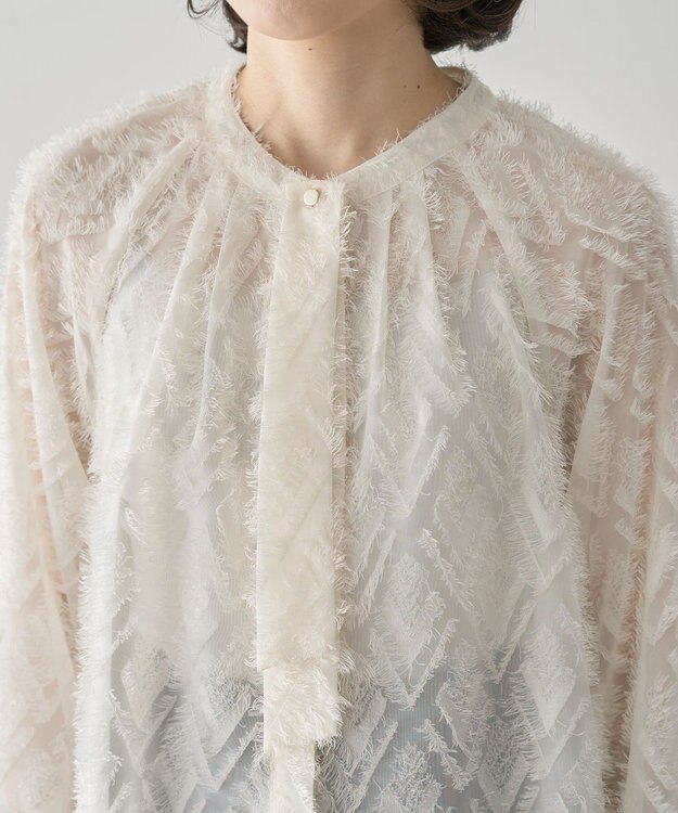 Green Parks Ｏ．フサフサ２ｗａｙボウタイブラウス Off White