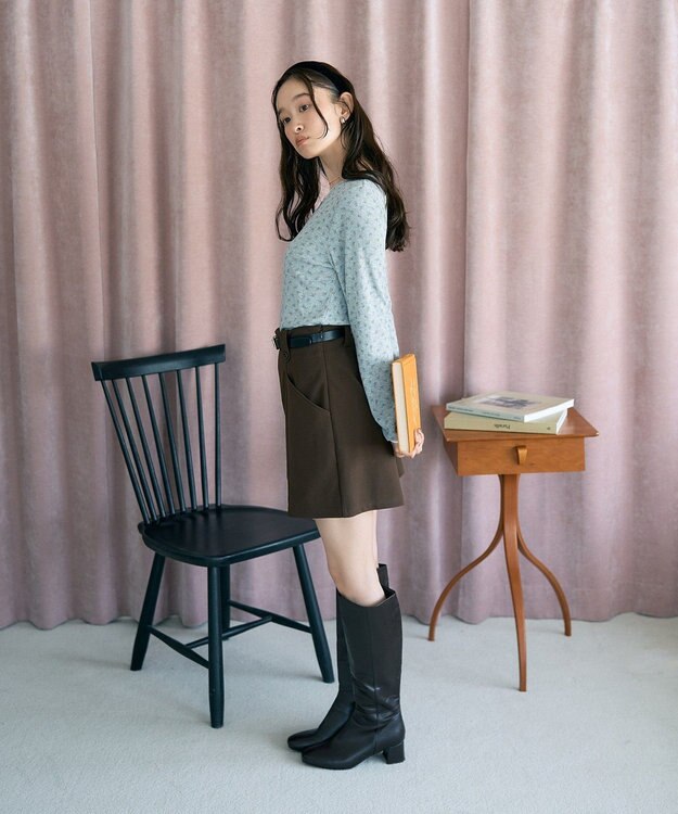 earth music&ecology 【WEB限定】アイレットジャカードタイトプルオーバー Flower yellow