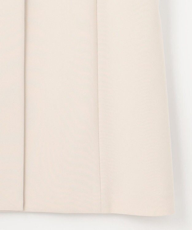 組曲 【KUMIKYOKU NAVY】コンフォータブルドレープ ジレ アイボリー系