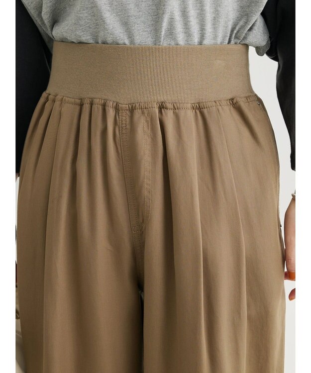 Green Parks ・ｆｕｒｒｙ　ｒａｔｅ　タックジョガーパンツ Gray Beige