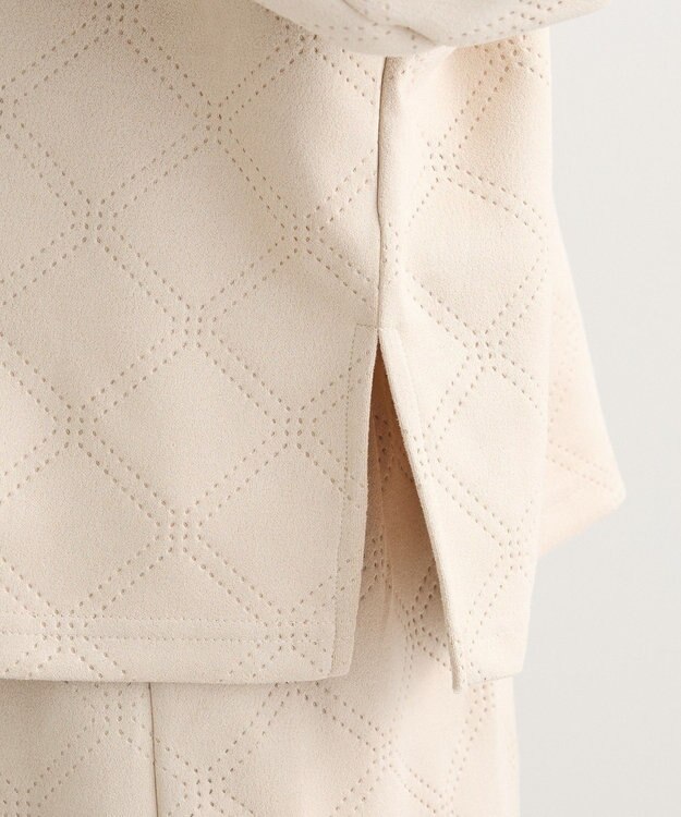 Green Parks ・ＥＬＥＮＣＡＲＥ　ＤＵＥ　エンボスプルオーバー Ivory