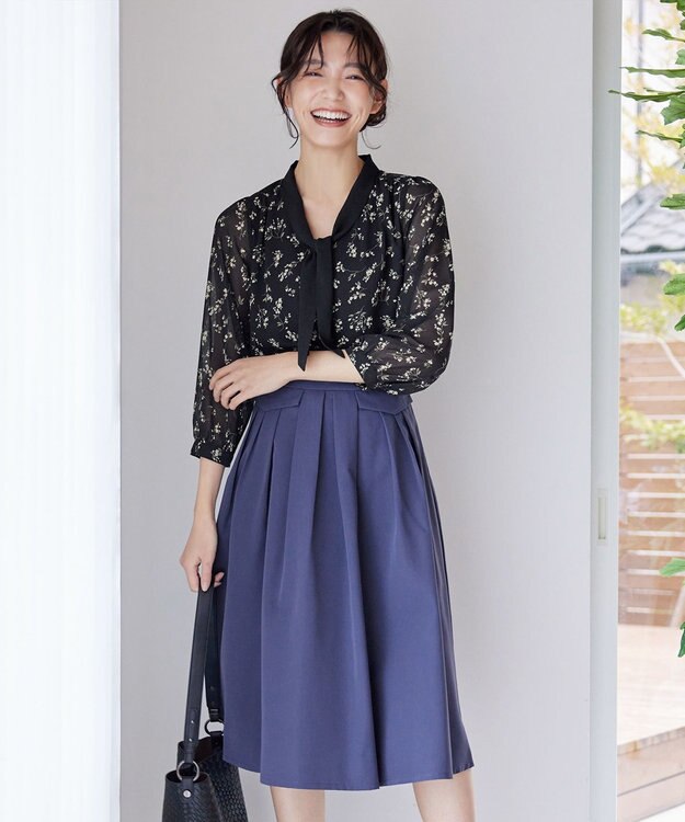 Tiaclasse 【洗える】花柄配色ボウタイブラウス ブラック×ブラック