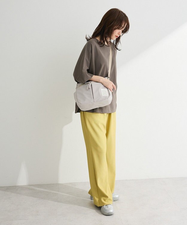 Green Parks ａｎｄｍｉｋｋａ．１０ポケットショルダーバッグ Light Beige