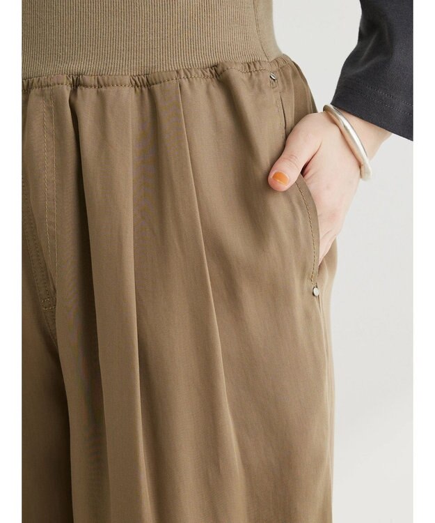 Green Parks ・ｆｕｒｒｙ　ｒａｔｅ　タックジョガーパンツ Gray Beige