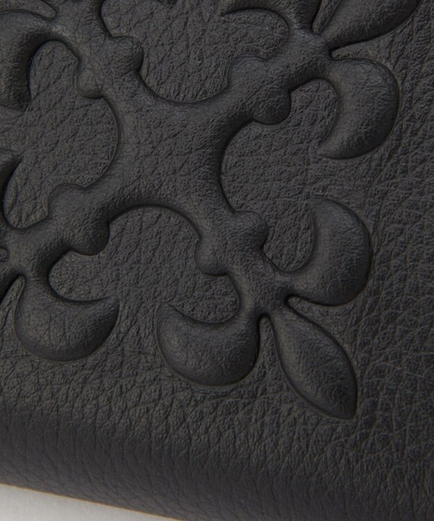 russet 【2025AW新作】エンボスモノグラムハーフウォレット(SO-437) Black