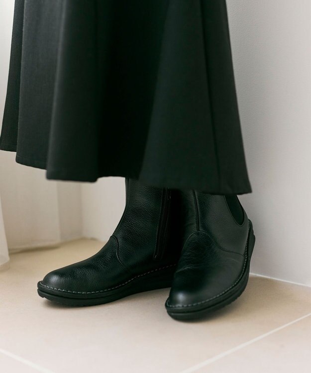 Pointer 本革軽量サイドゴアステッチショートブーツ ブラック