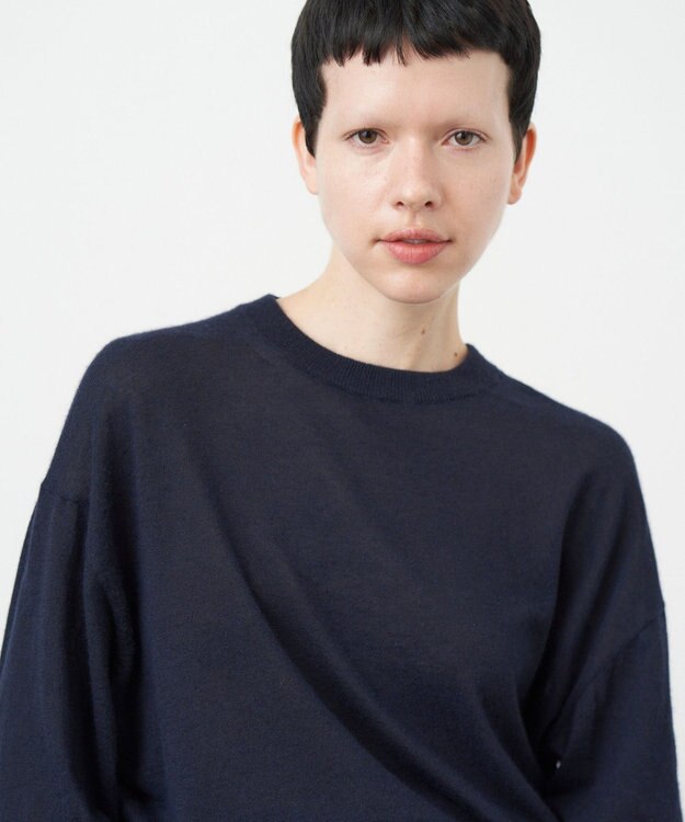 ATON CASHMERE SILK SPUN | クルーネックセーター NAVY