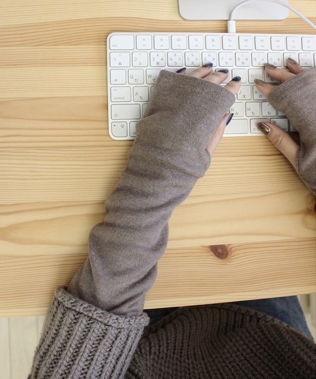 ORuKuBET moist - sophia【 保湿・抗菌・吸湿発熱・日本製】 ブラウン