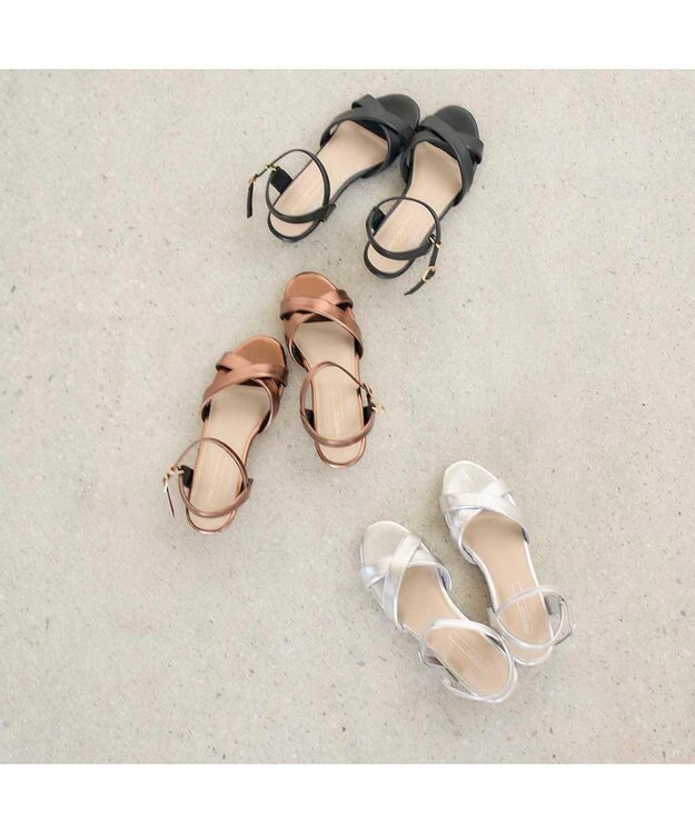 MODE ET JACOMO <noyau>ヒールクロスベルトサンダル シルバー