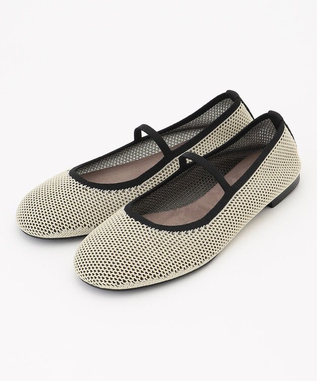 steppi 【一部店舗限定 / 片足わずか80g】シースルー ラウンド フラットパンプス ベージュ