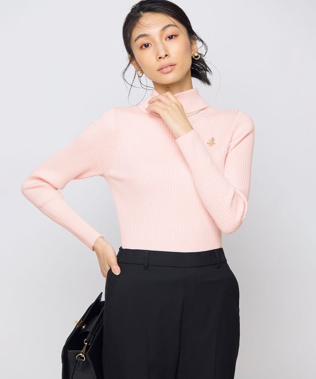 組曲 【前後着用・手洗い可】ELENAスパンコール襟デザイン ニット ピンク系