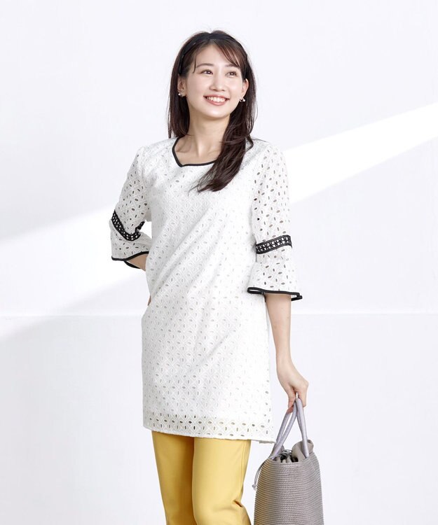 Tiaclasse 【小倉優子さん着用・洗える】パンチングレース配色チュニック オフホワイト×ブラック