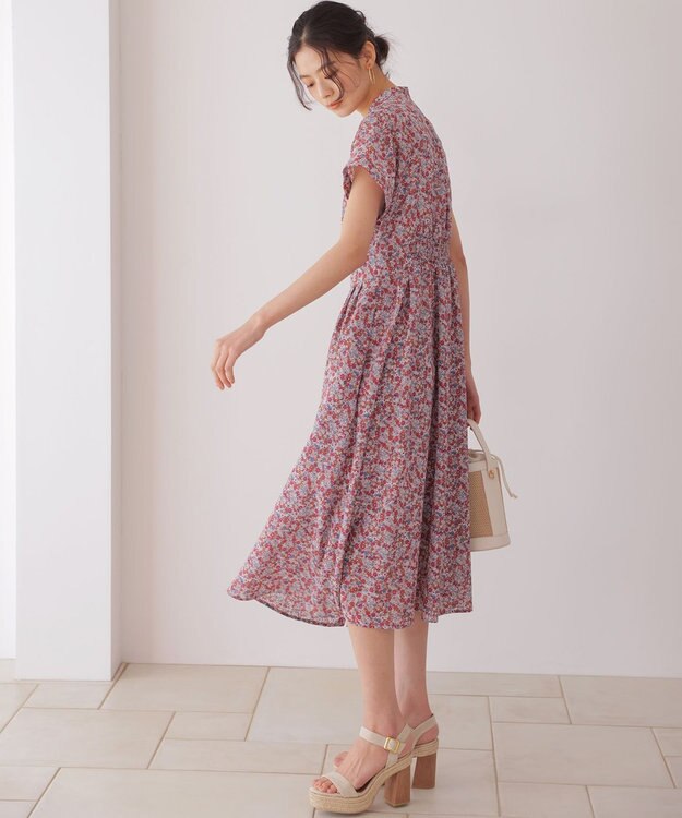 組曲 フラワーガーデンプリント ワンピース ベージュピンク系