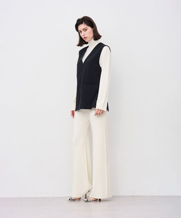 uncrave ウォッシャブルウールライクツイル ジレ ダークネイビー