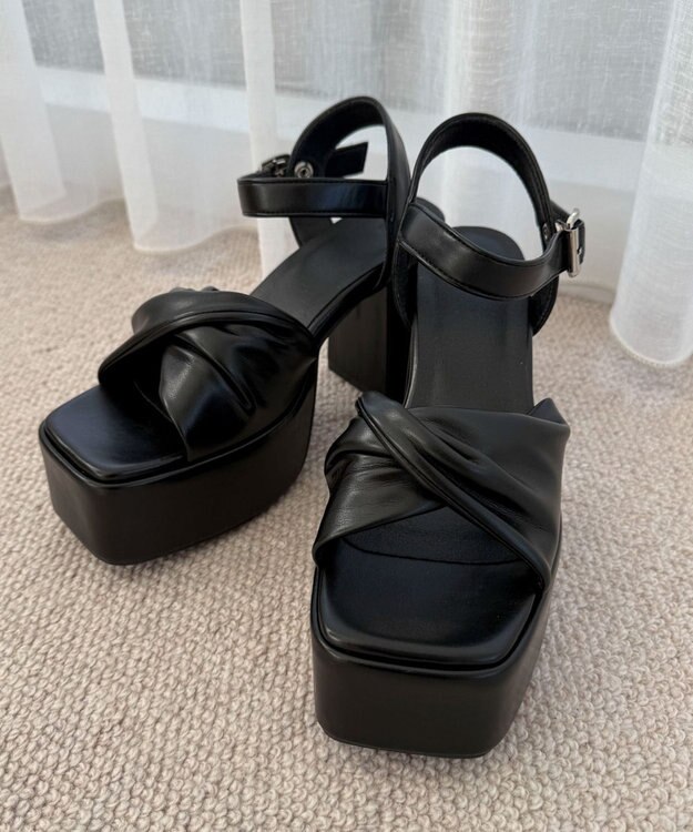 WEGO ストーム付きクロスヒールサンダル ブラック