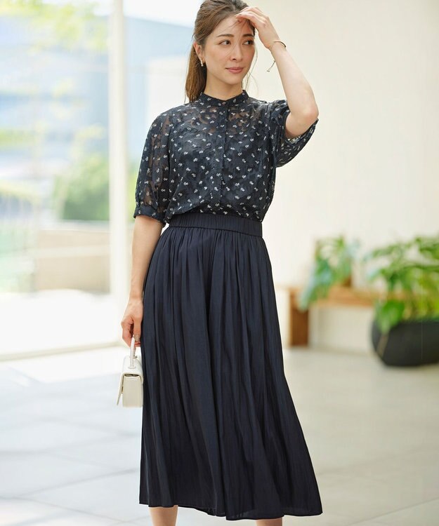 組曲 【WEB限定】フラワーボーダージャカードプリント ブラウス ネイビー系5