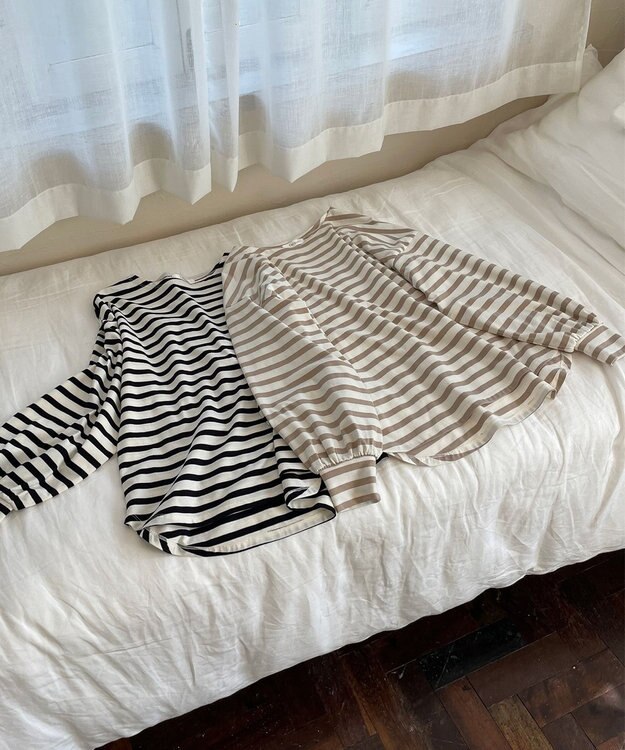 Feroux パフスリーブ ロンＴ アイボリー系1