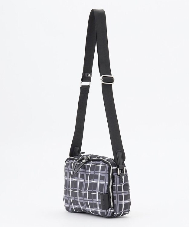 Y'SACCS ドローイングチェック ショルダーバッグ ブラック