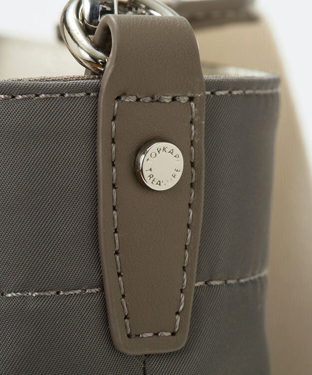 TOPKAPI 【TREASURE TOPKAPI】ストライプハンドル ナイロン 縦型 2way トートバッグ A4対応 ダークグレー