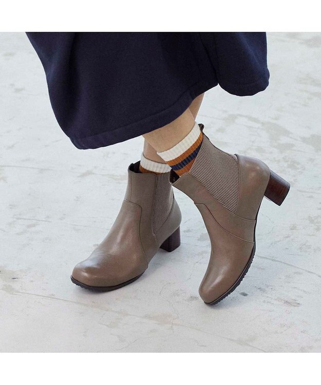 ing 【WEB限定】サイドゴアショートブーツ オーク