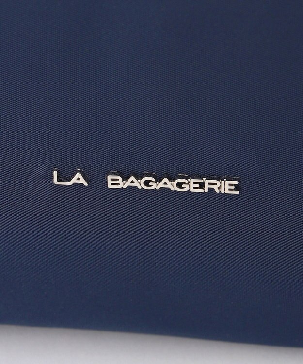 LA BAGAGERIE 多収納ナイロン2WAYショルダー ネイビー