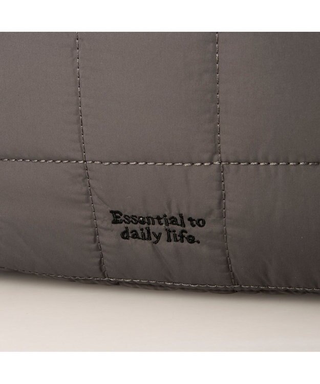 UNBILLION カシュカシュ cachecache / パディング刺繍リュック GY