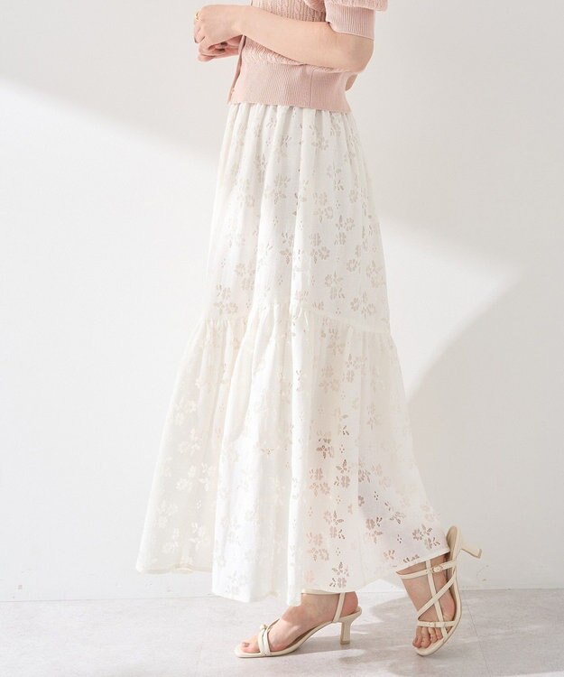 earth music&ecology 透かし花柄フレアスカート Ivory