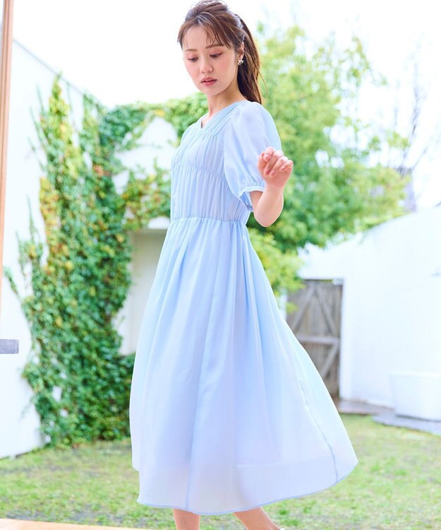 Feroux 【洗える】ギャザーデザインパフスリーブワンピース スカイブルー系