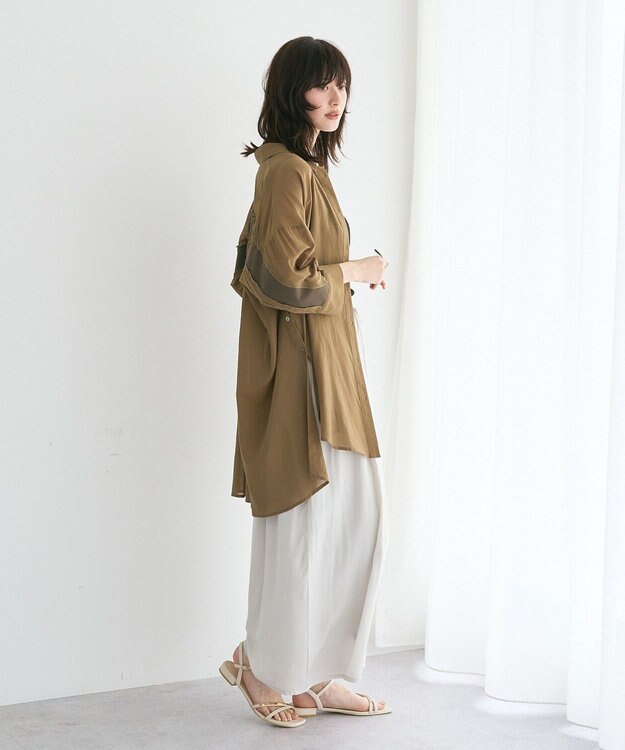 YECCA VECCA 【セットアップ可能】シルキータックワイドパンツ Gray Beige