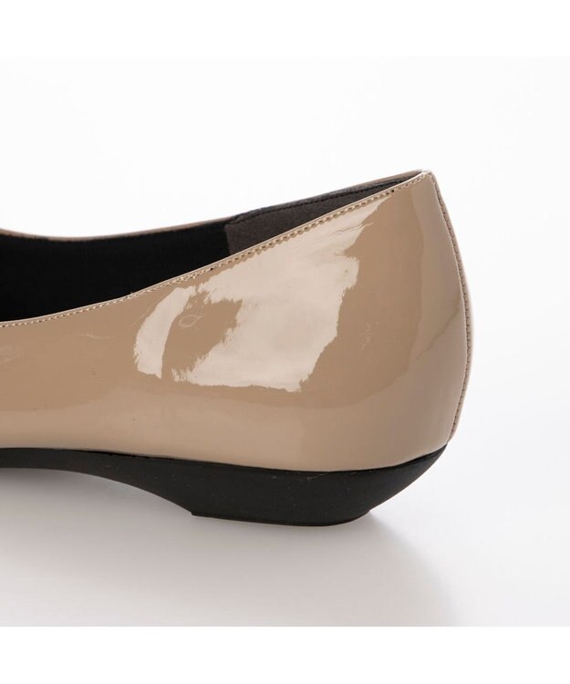 MODE ET JACOMO <carino>【レイン対応】プレーンパンプス ベージュエナメル