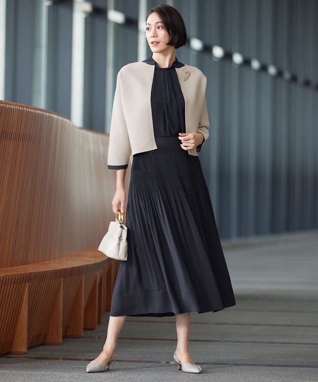 自由区 【カタログ掲載・セットアップ対応】ライトサテン ブラウス ネイビー