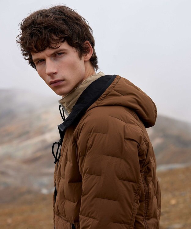 JOSEPH ABBOUD MOUNTAIN 【ストレッチ/リバーシブル/撥水/軽量/ライナードッキング対応】２ＷＡＹストレッチ ダウンジャケット キャメル系